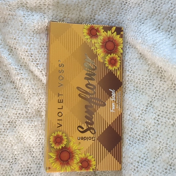 Violet Voss Sunflower Eyeshadow Palette, 10 x 1.2g/0.04oz per shade - Picture 4 of 14